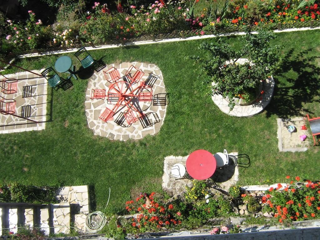 Hotel Aitone Evisa Exterior foto
