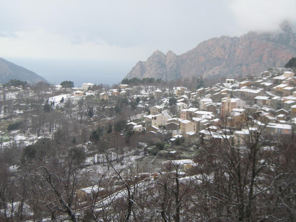Hotel Aitone Evisa Exterior foto