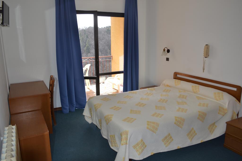 Hotel Aitone Evisa Habitación foto